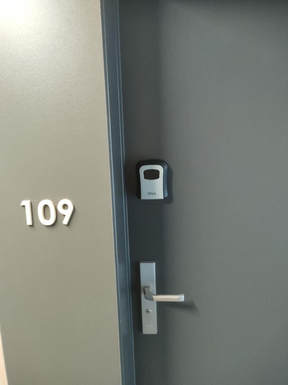 Totu Today-Plac Wolnosci 6 Apartamenty, Faktura Vat, Self Check-In Poznan Dış mekan fotoğraf