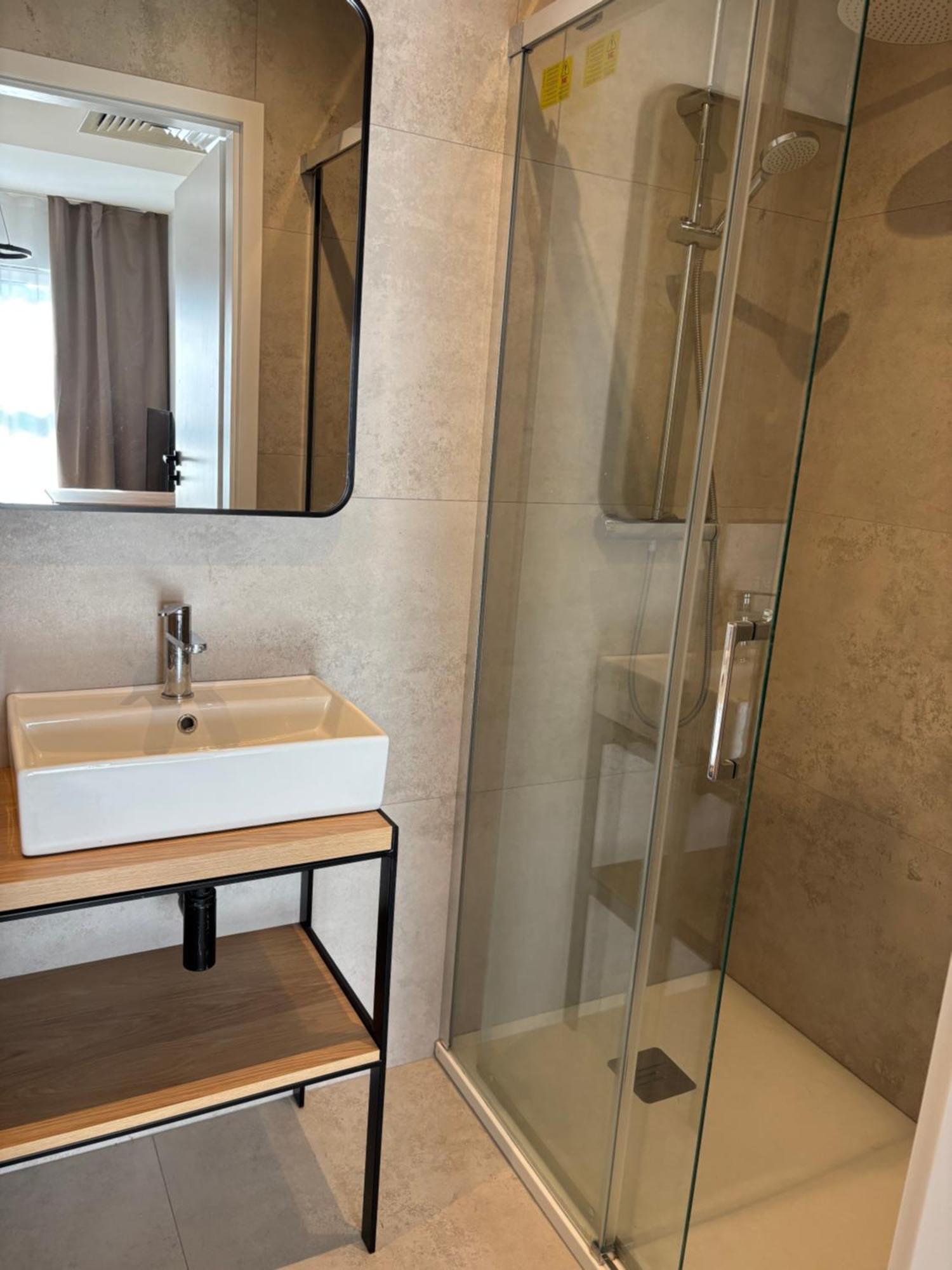 Totu Today-Plac Wolnosci 6 Apartamenty, Faktura Vat, Self Check-In Poznan Dış mekan fotoğraf